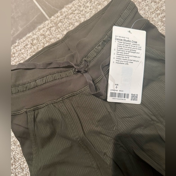 NWT Lululemon Dance Studio crop size 0 Dark Olive jogger pants - Picture 6 of 7